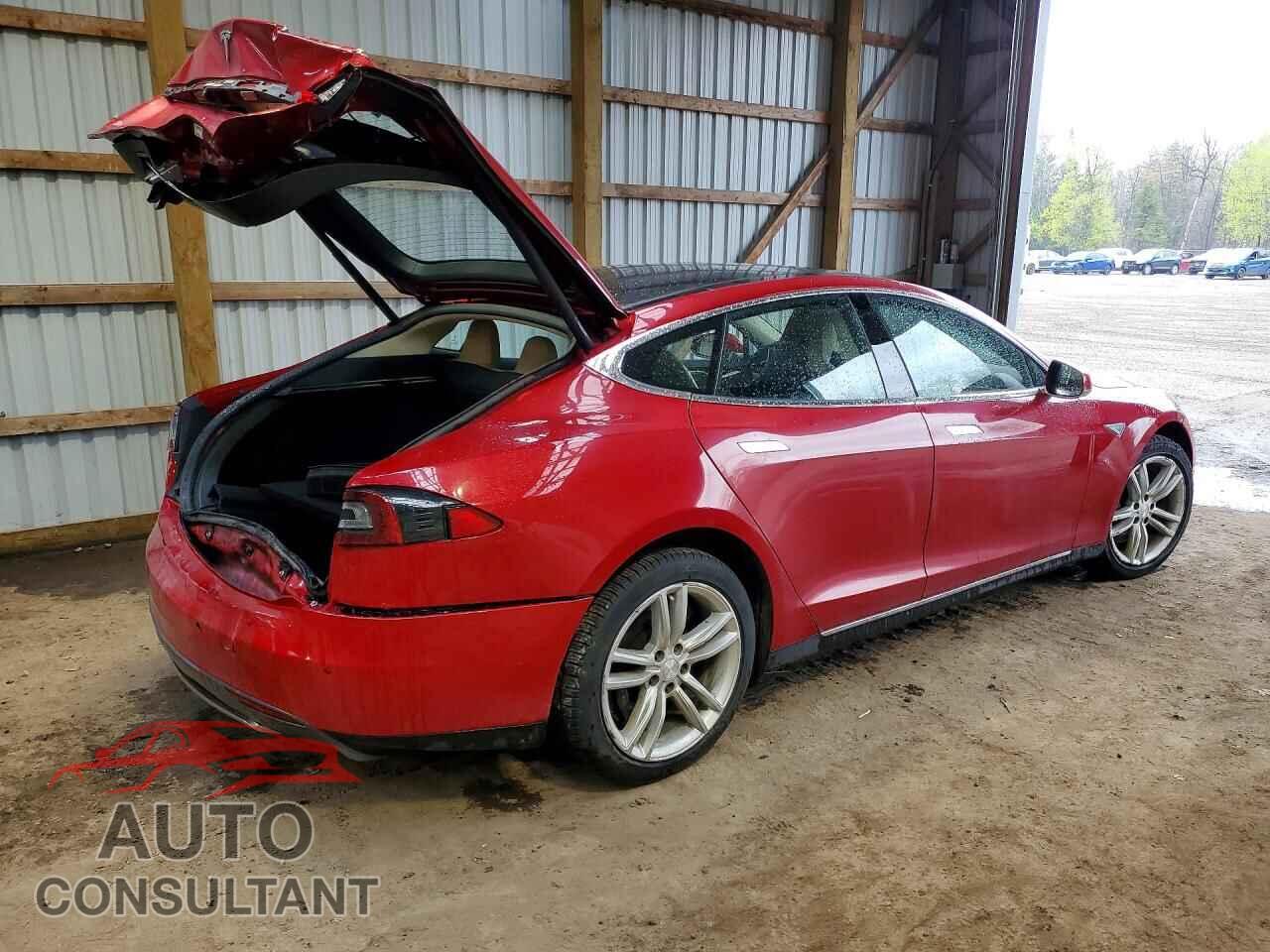 TESLA MODEL S 2014 - 5YJSA1H16EFP60564