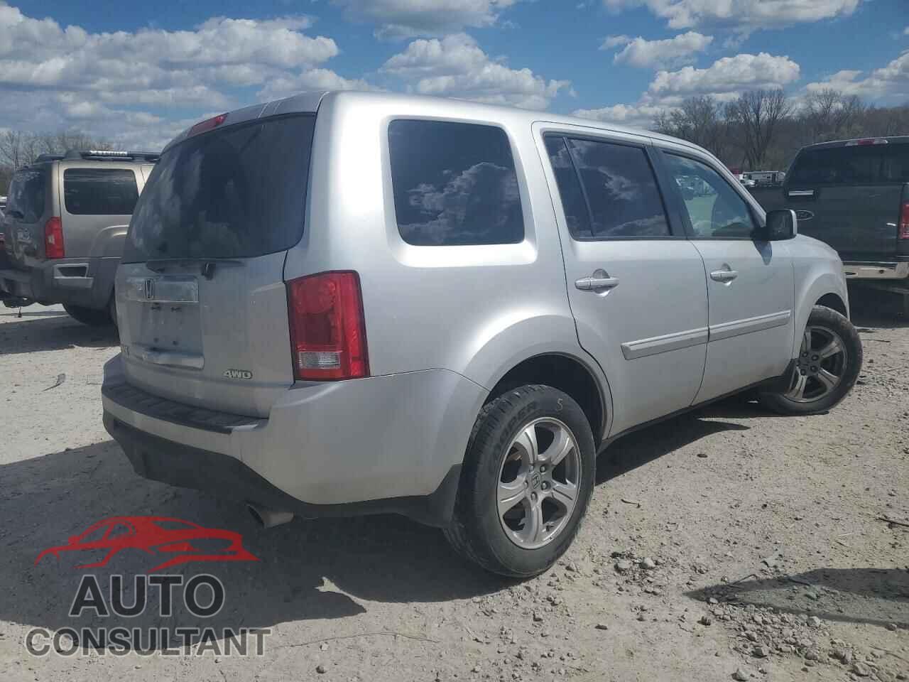 HONDA PILOT 2012 - 5FNYF4H57CB081738