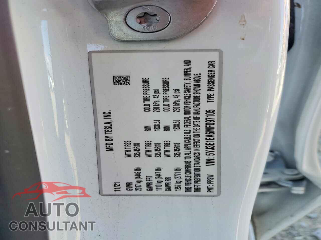 TESLA MODEL 3 2021 - 5YJ3E1EA6MF097105