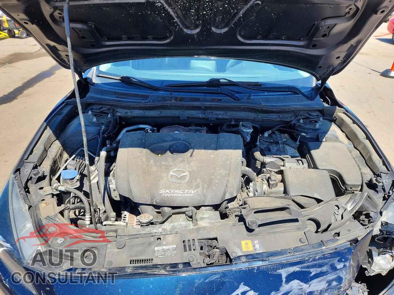 MAZDA 3 2017 - 3MZBN1U71HM131788