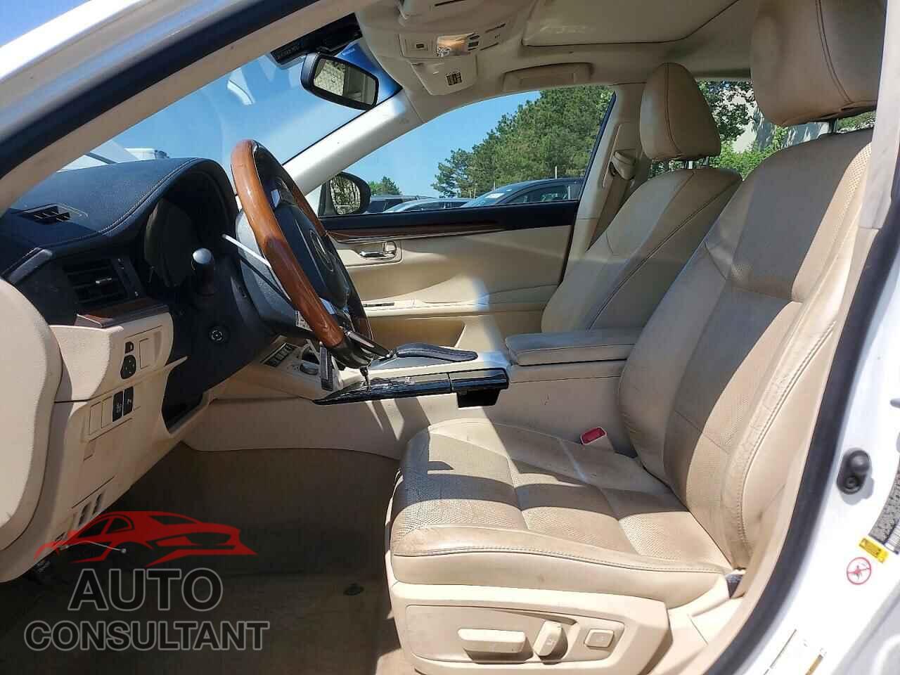 LEXUS ES300 2014 - JTHBW1GG1E2058886