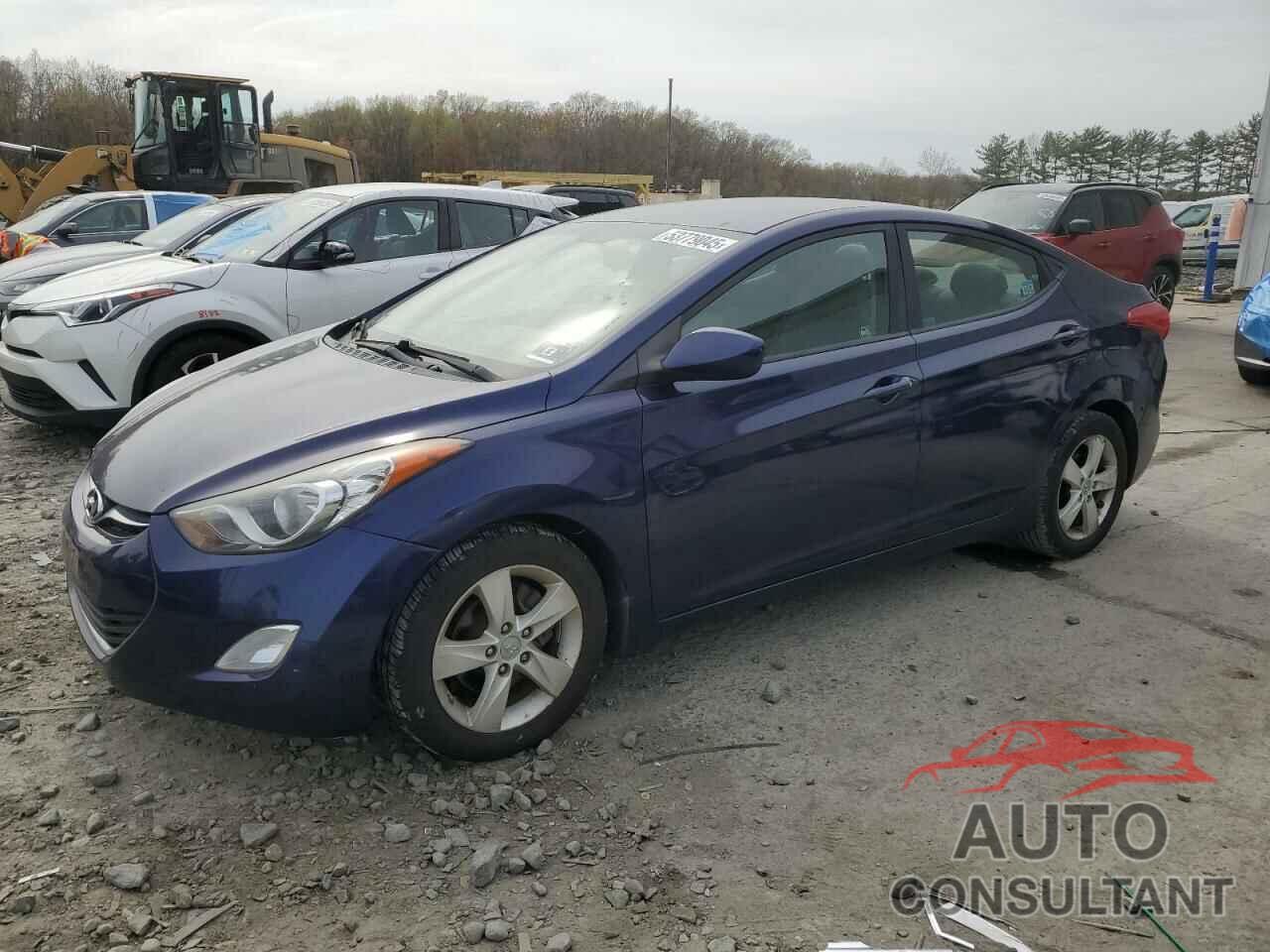 HYUNDAI ELANTRA 2012 - 5NPDH4AE6CH080410