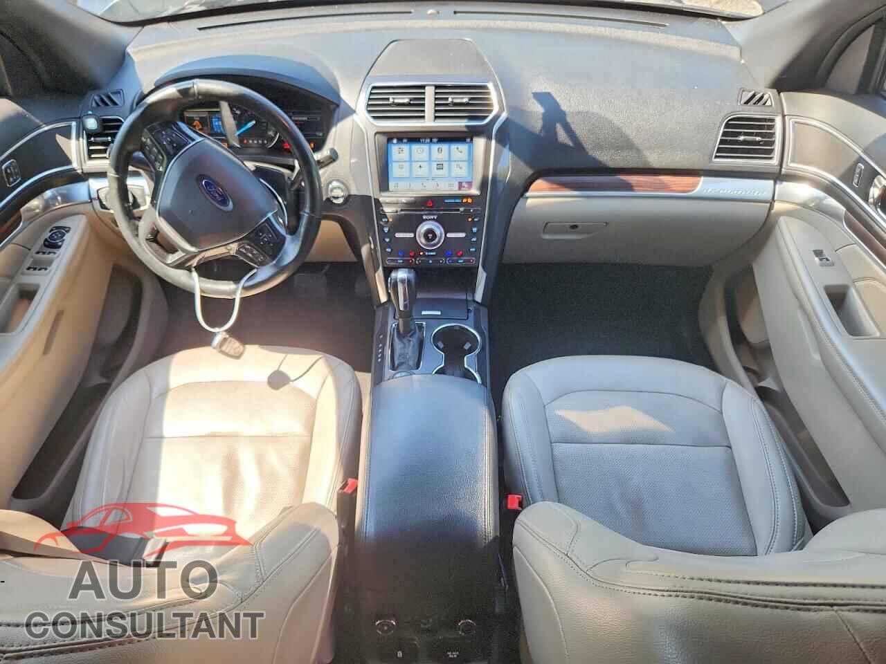 FORD EXPLORER 2018 - 1FM5K8F84JGB13238