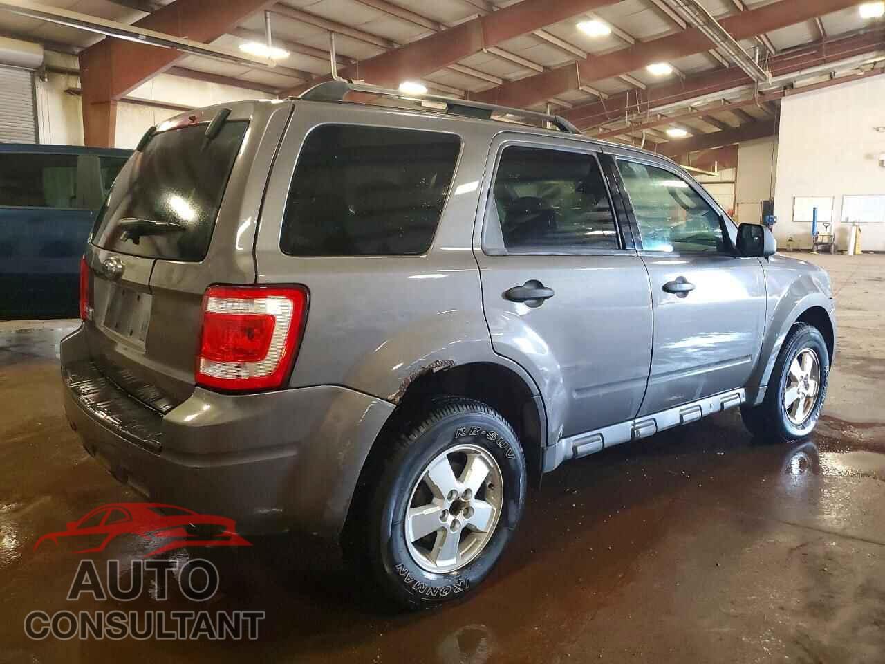 FORD ESCAPE 2009 - 1FMCU03739KB09849