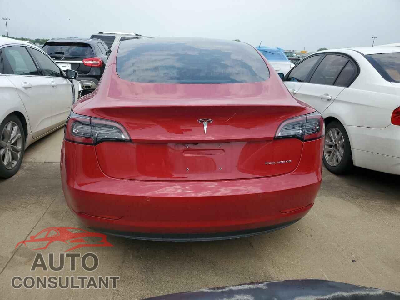 TESLA MODEL 3 2018 - 5YJ3E1EB4JF064298