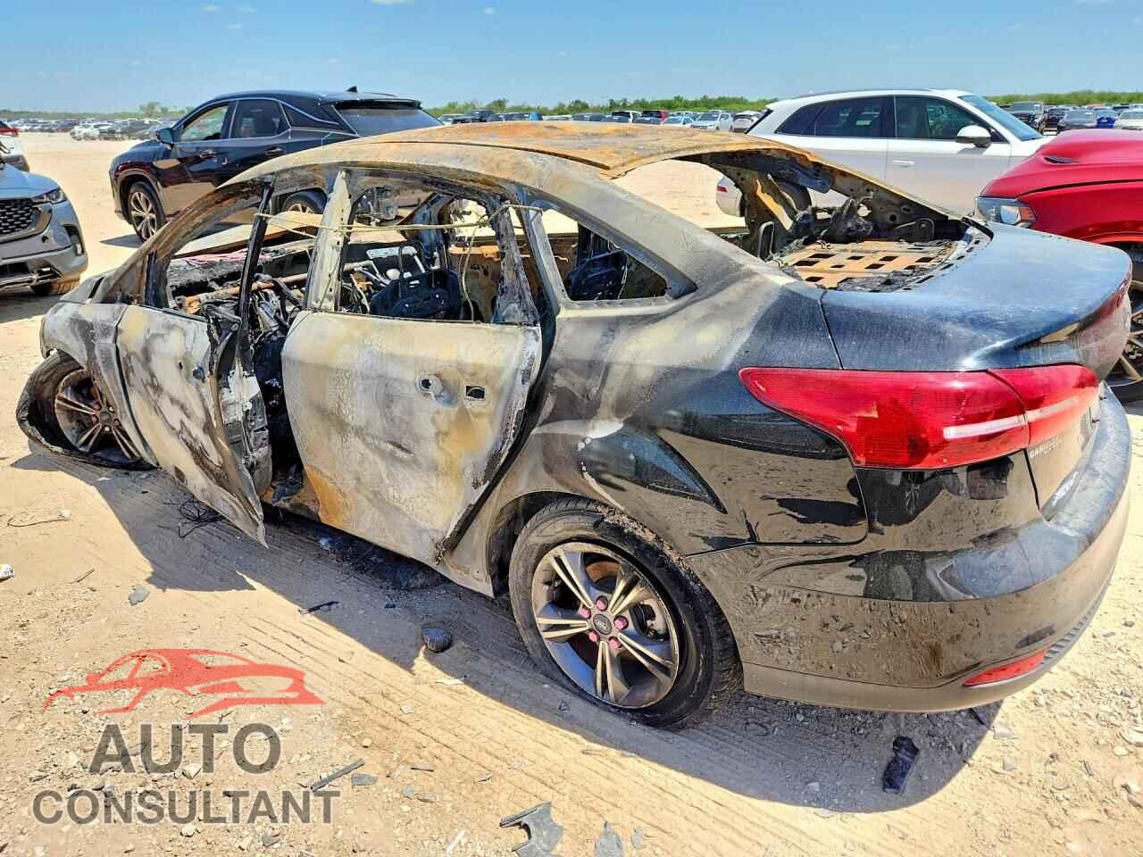 FORD FOCUS 2018 - 1FADP3FE8JL201264
