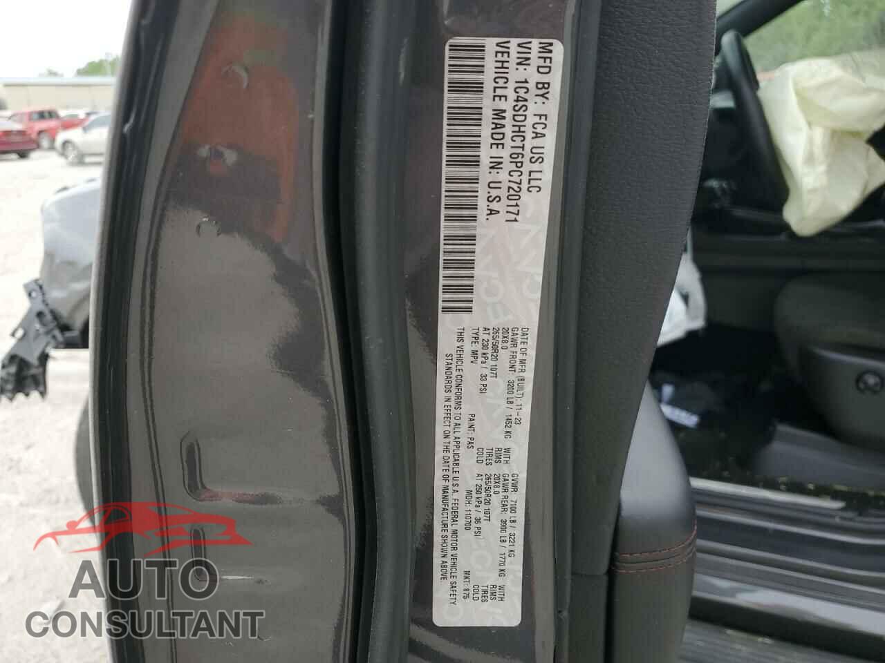DODGE DURANGO 2023 - 1C4SDHCT6PC720171