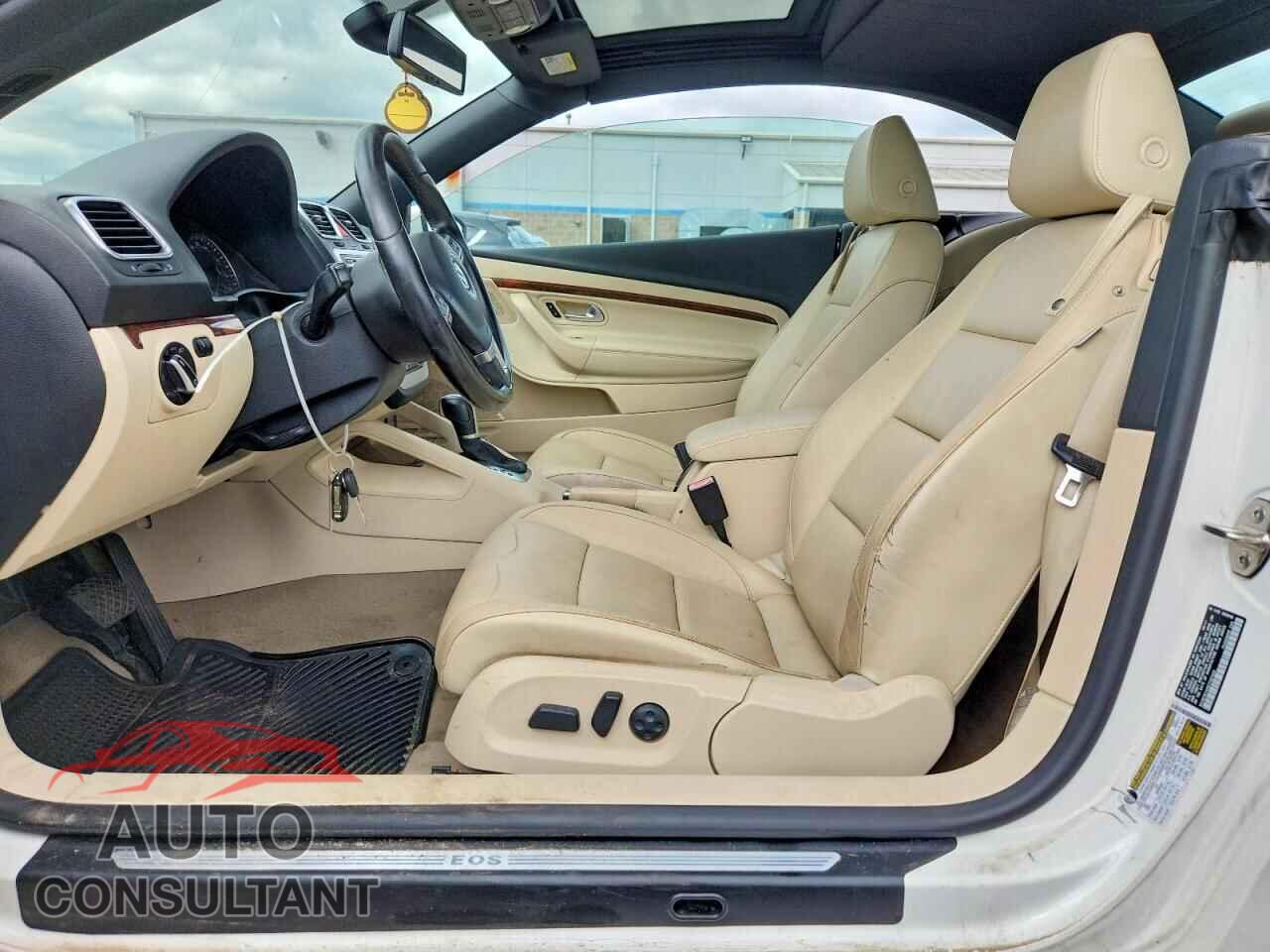 VOLKSWAGEN EOS 2012 - WVWFW7AH2CV007402