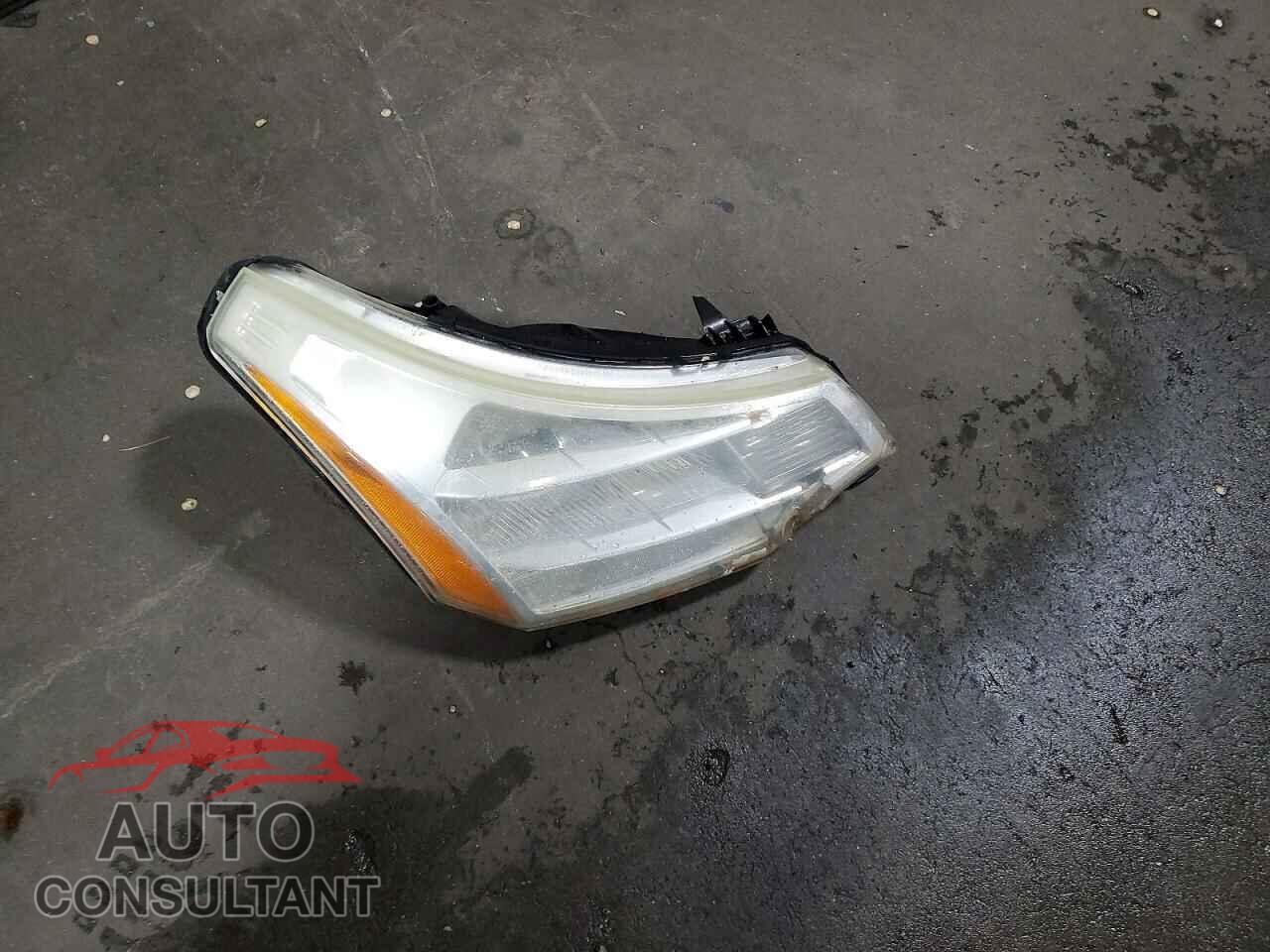 FORD FOCUS 2009 - 1FAHP35N29W174303