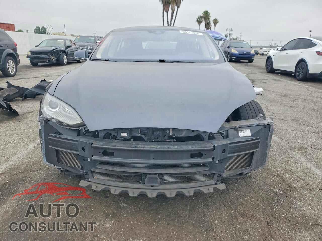 TESLA MODEL S 2016 - 5YJSA1E17GF130057