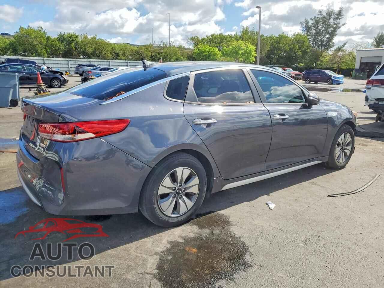 KIA OPTIMA 2017 - KNAGT4LC0H5005407