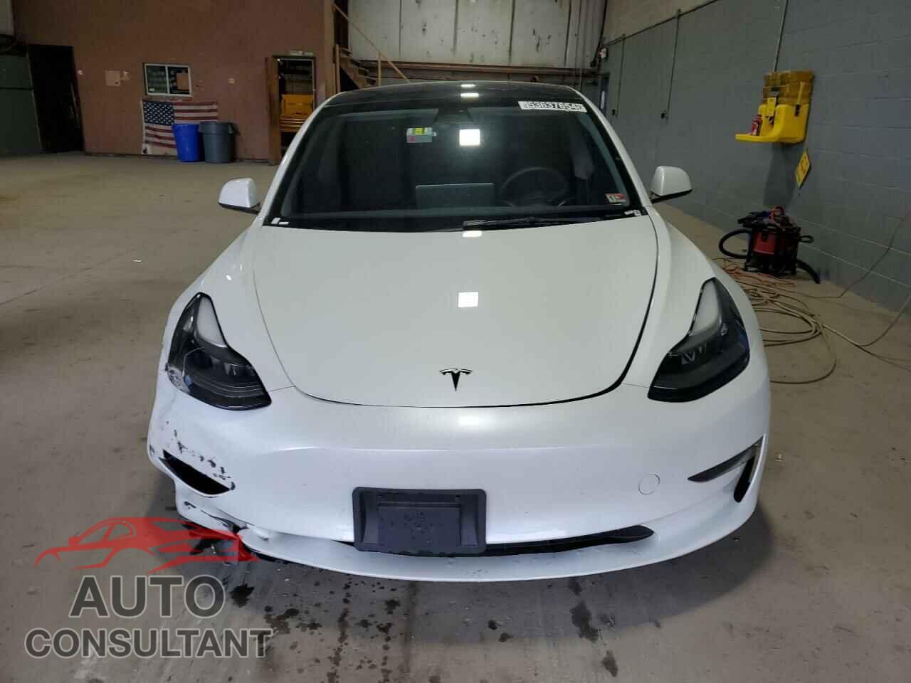 TESLA MODEL 3 2023 - 5YJ3E1EA1PF449673
