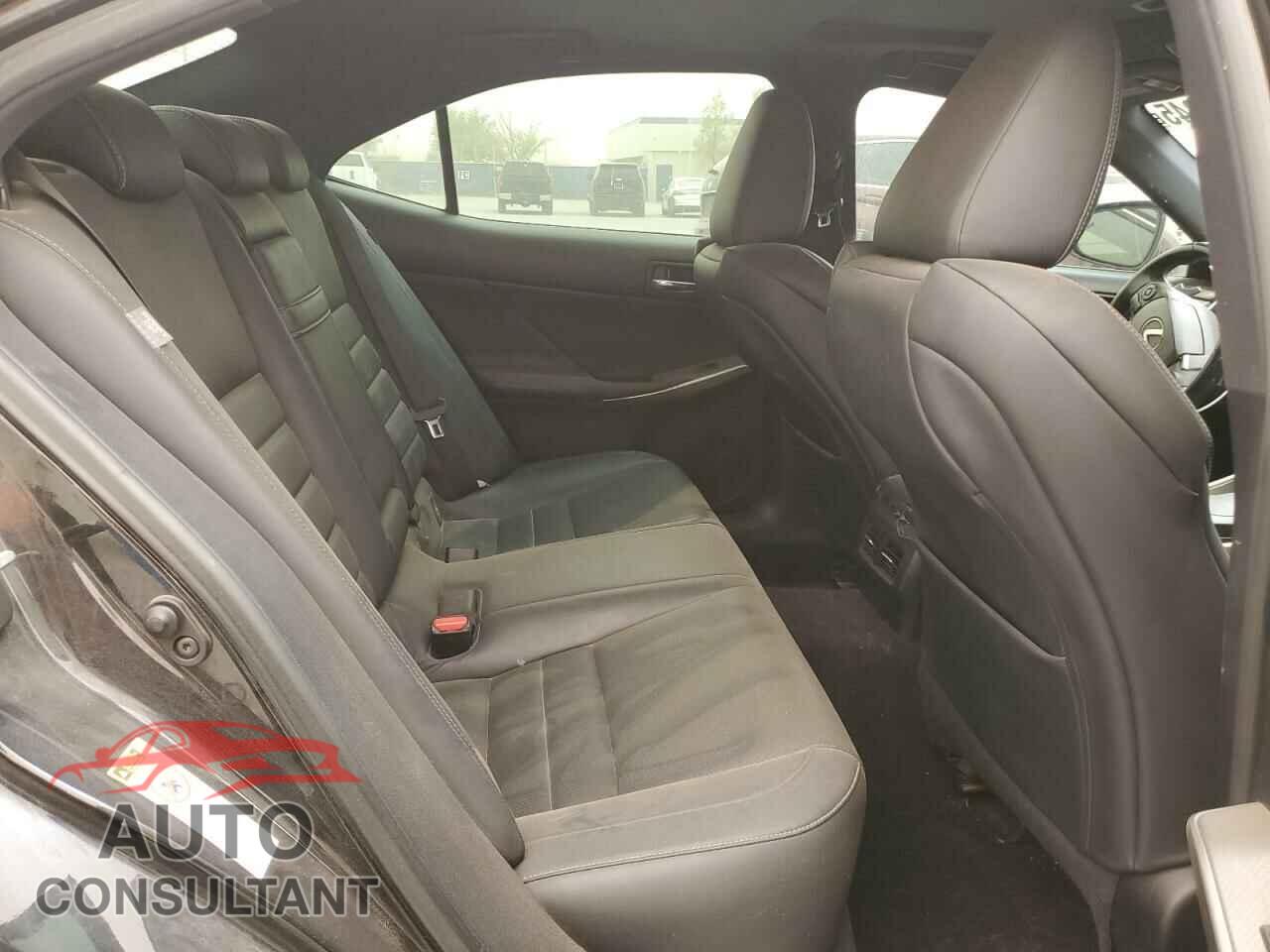 LEXUS IS 2014 - JTHBF1D20E5035882