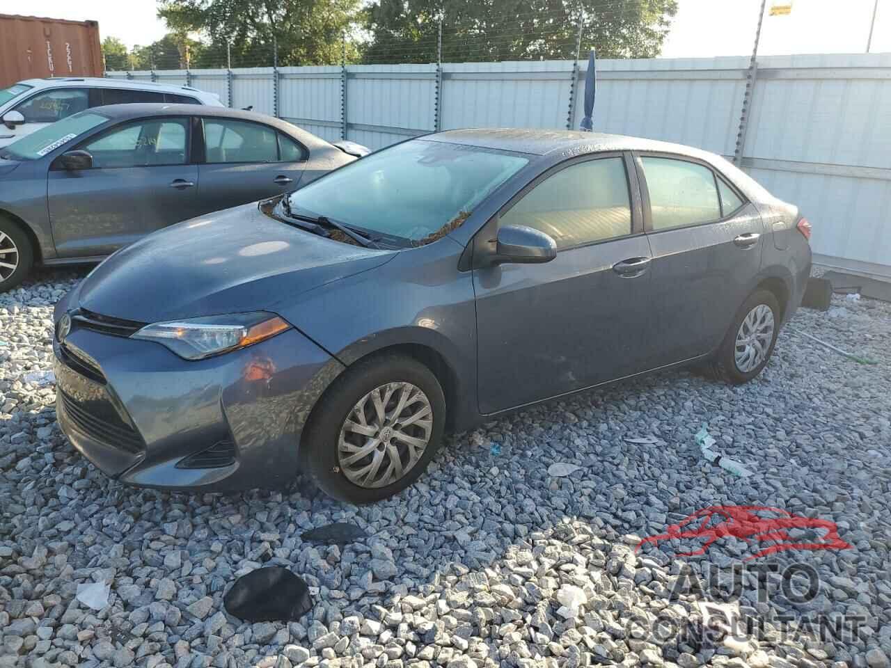 TOYOTA COROLLA 2018 - 5YFBURHE6JP820530