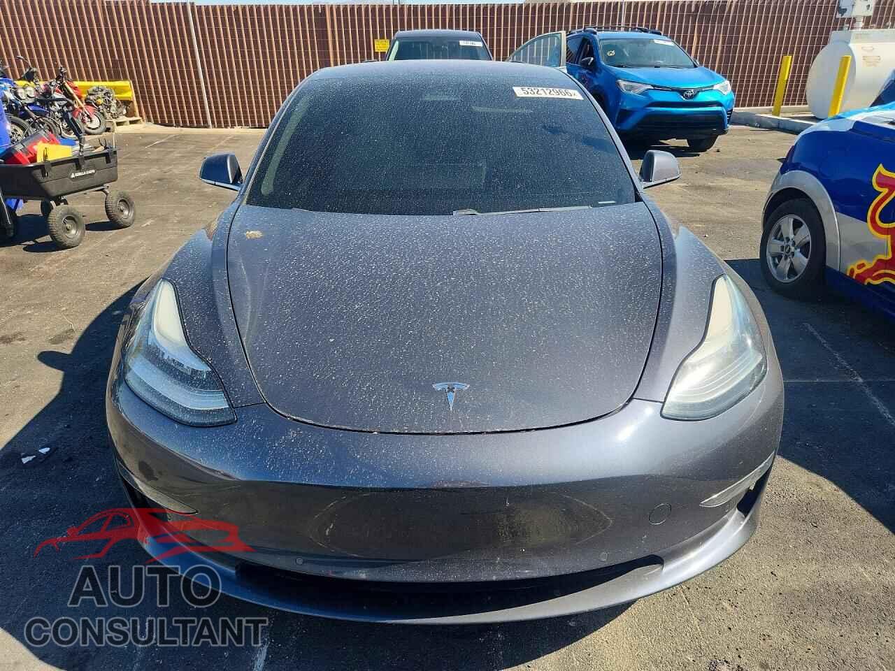TESLA MODEL 3 2018 - 5YJ3E1EA9JF166915