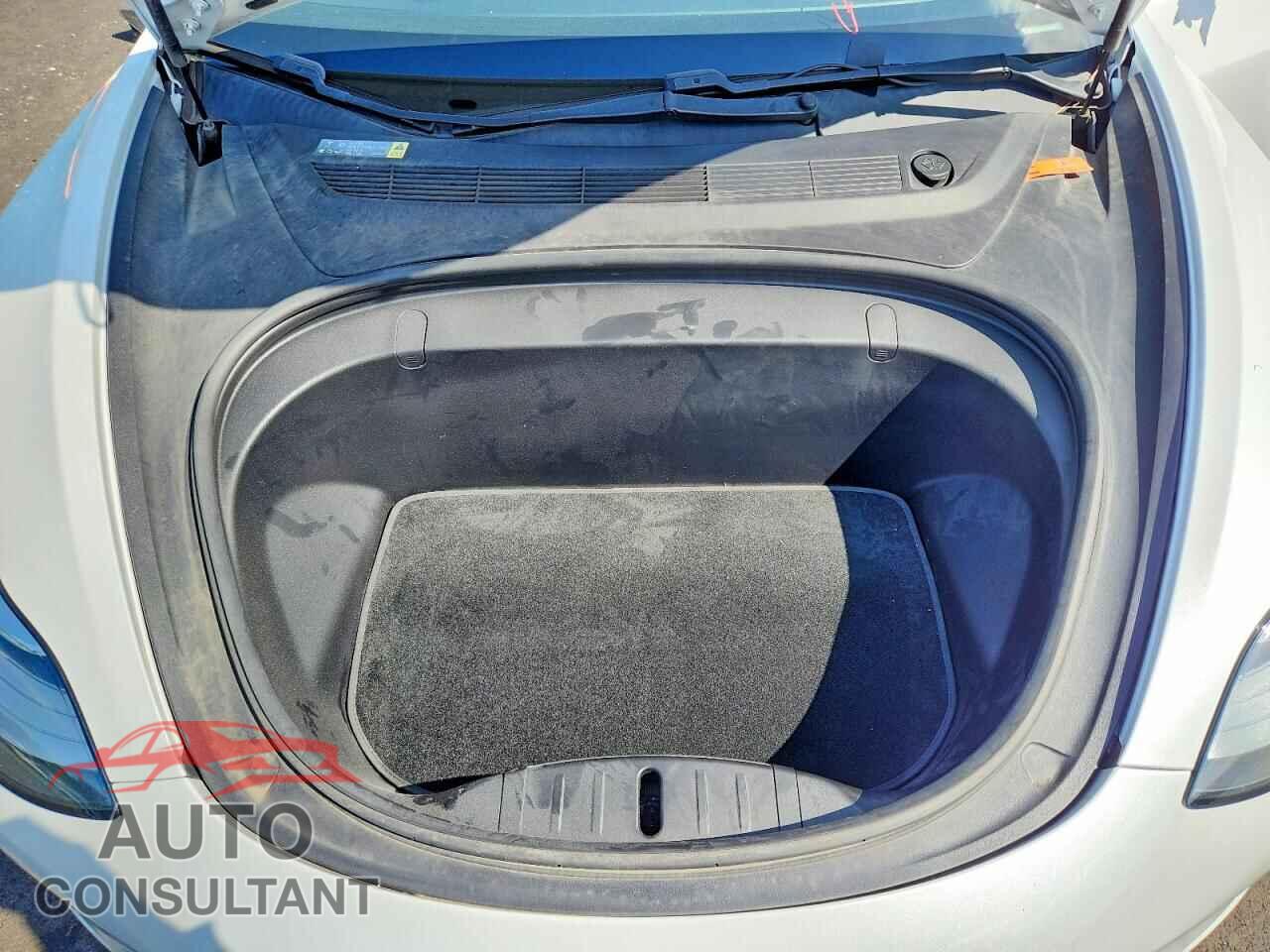 TESLA MODEL 3 2018 - 5YJ3E1EA3JF035821