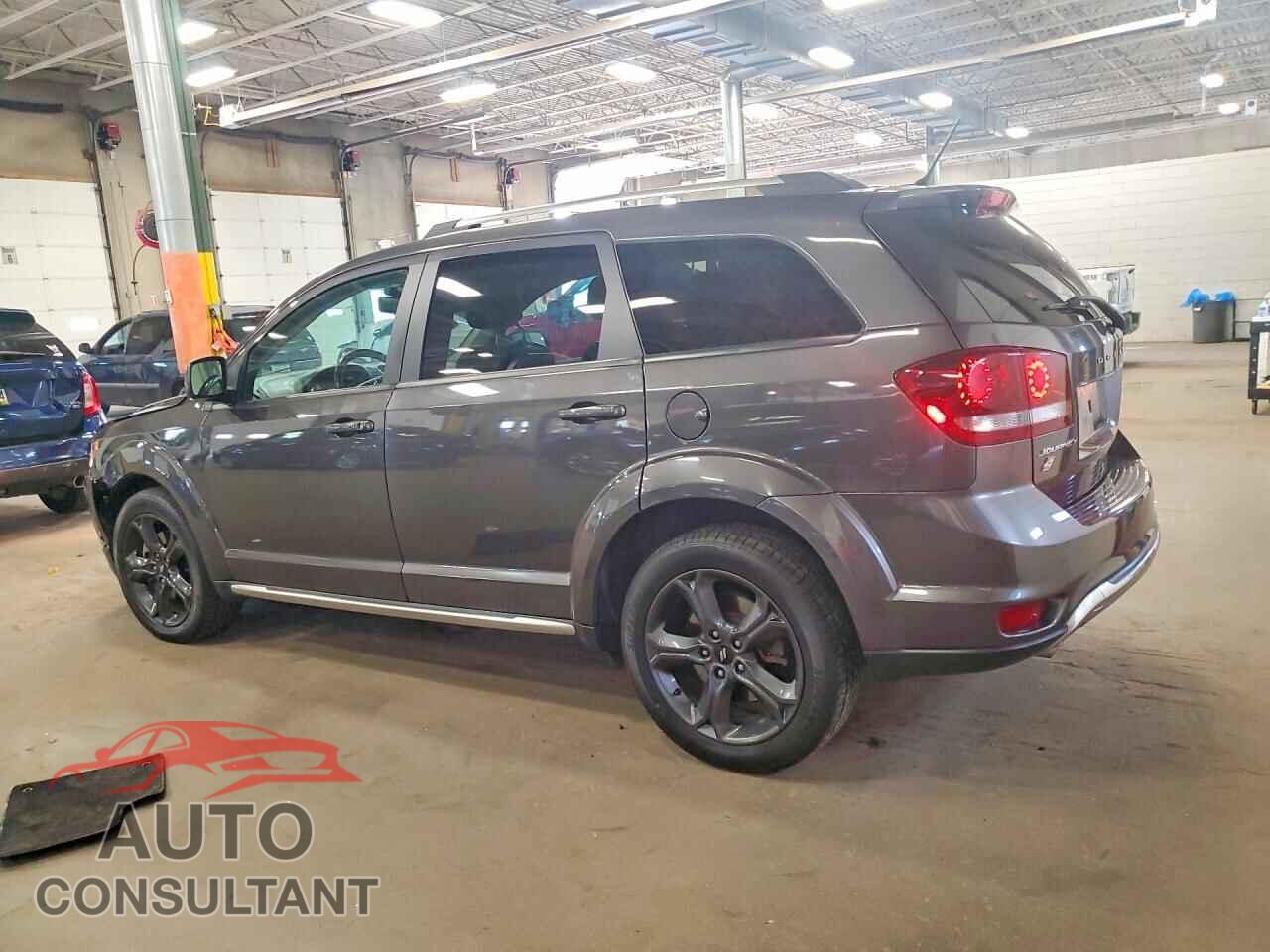 DODGE JOURNEY CR 2018 - 3C4PDDGG2JT269523