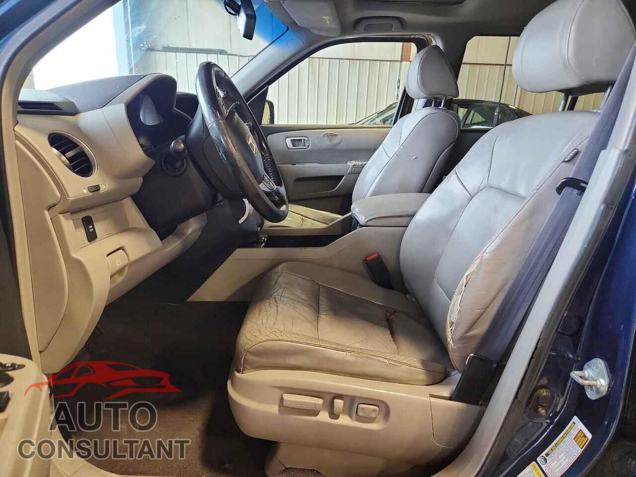 HONDA PILOT 2009 - 5FNYF48579B052720