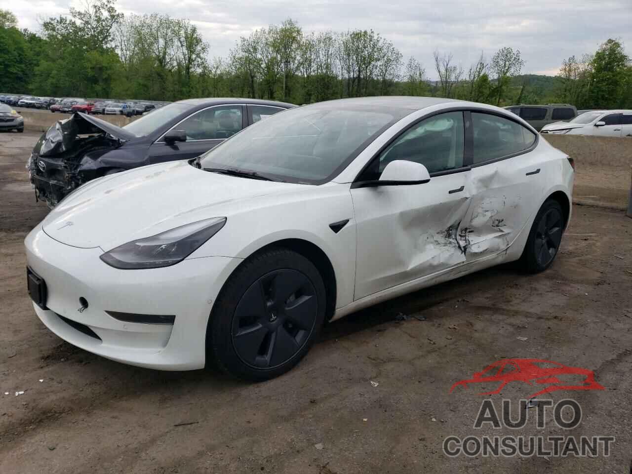 TESLA MODEL 3 2022 - 5YJ3E1EA3NF315681