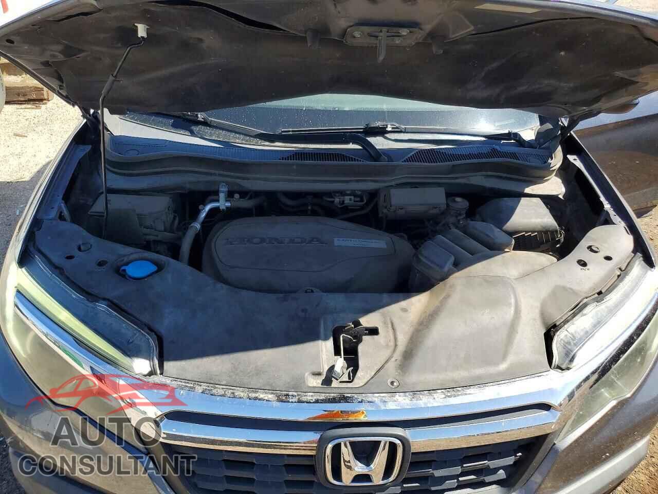 HONDA RIDGELINE 2017 - 5FPYK3F65HB025202