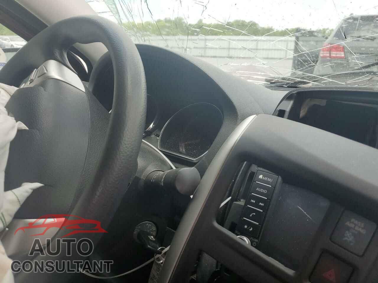 NISSAN VERSA 2019 - 3N1CN7AP3KL879666