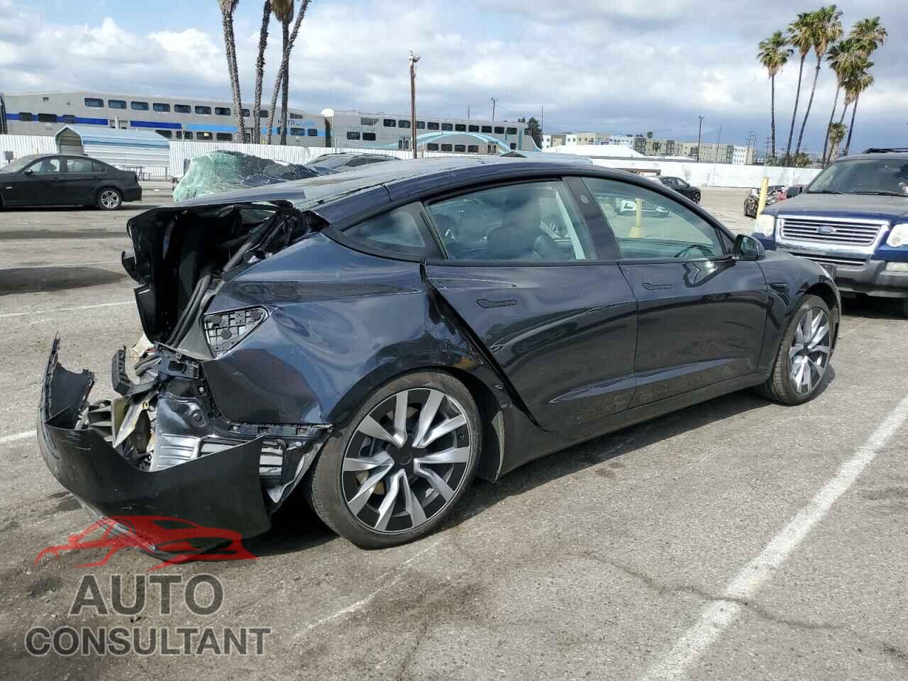 TESLA MODEL 3 2024 - 5YJ3E1EA3RF741263