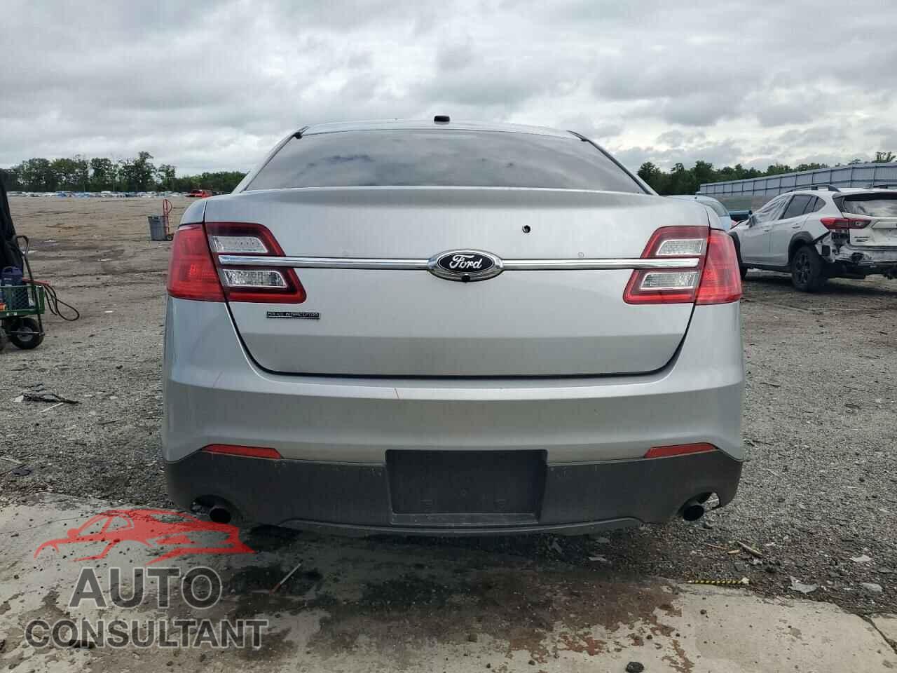 FORD TAURUS 2016 - 1FAHP2MKXGG134592