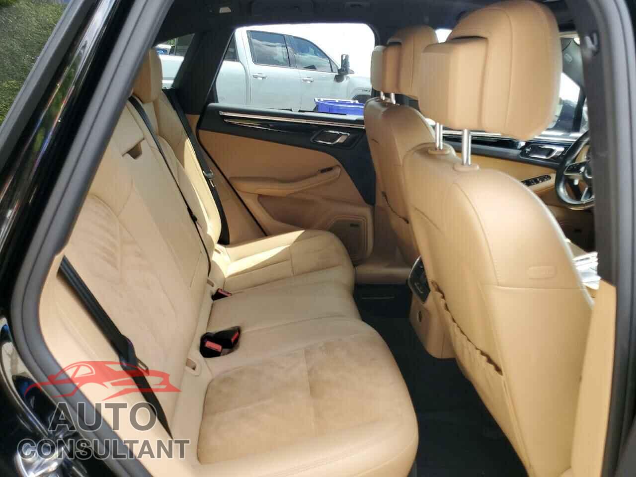 PORSCHE MACAN 2017 - WP1AA2A51HLB07509