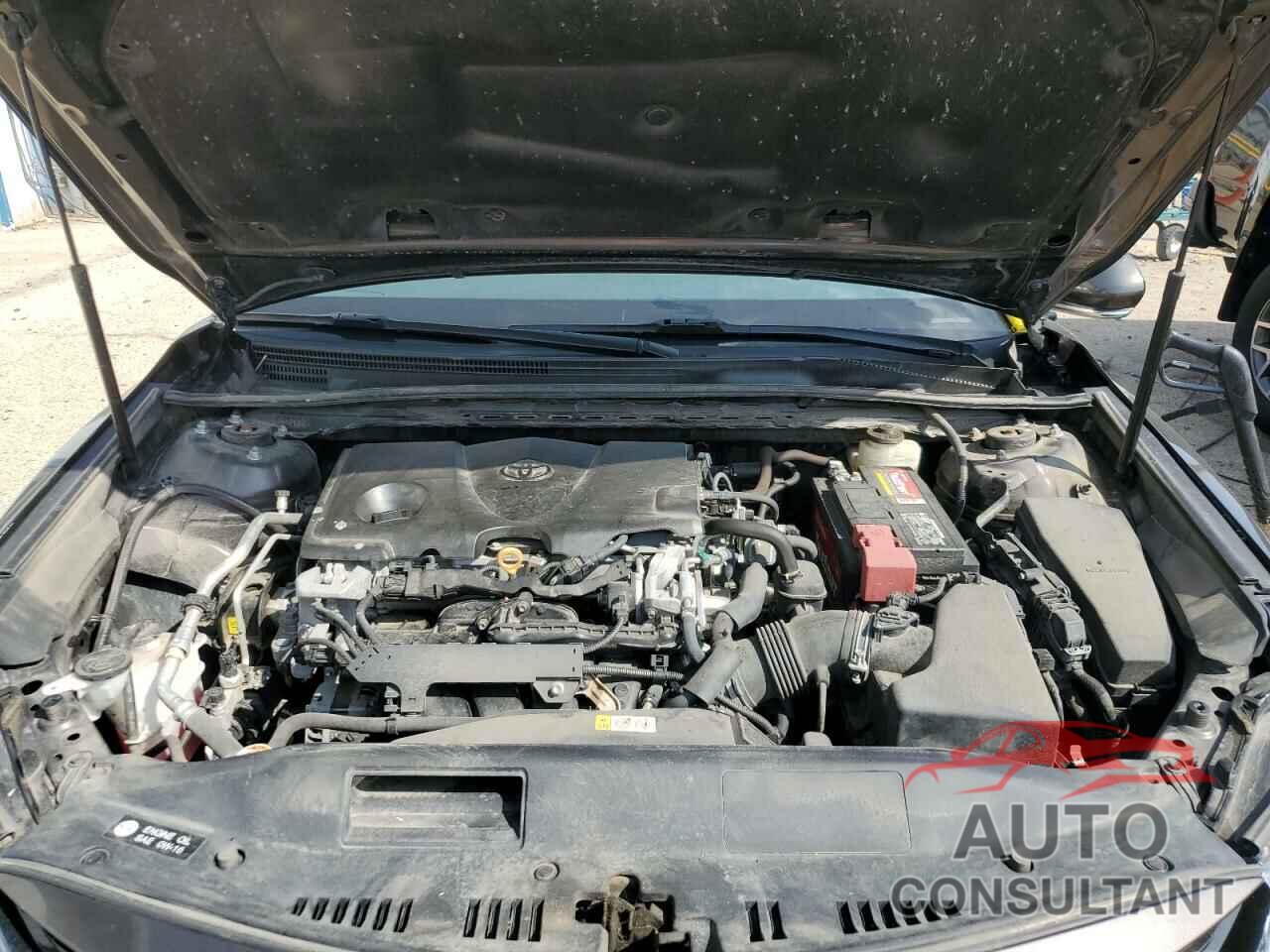 TOYOTA CAMRY 2018 - 4T1B11HK5JU639403