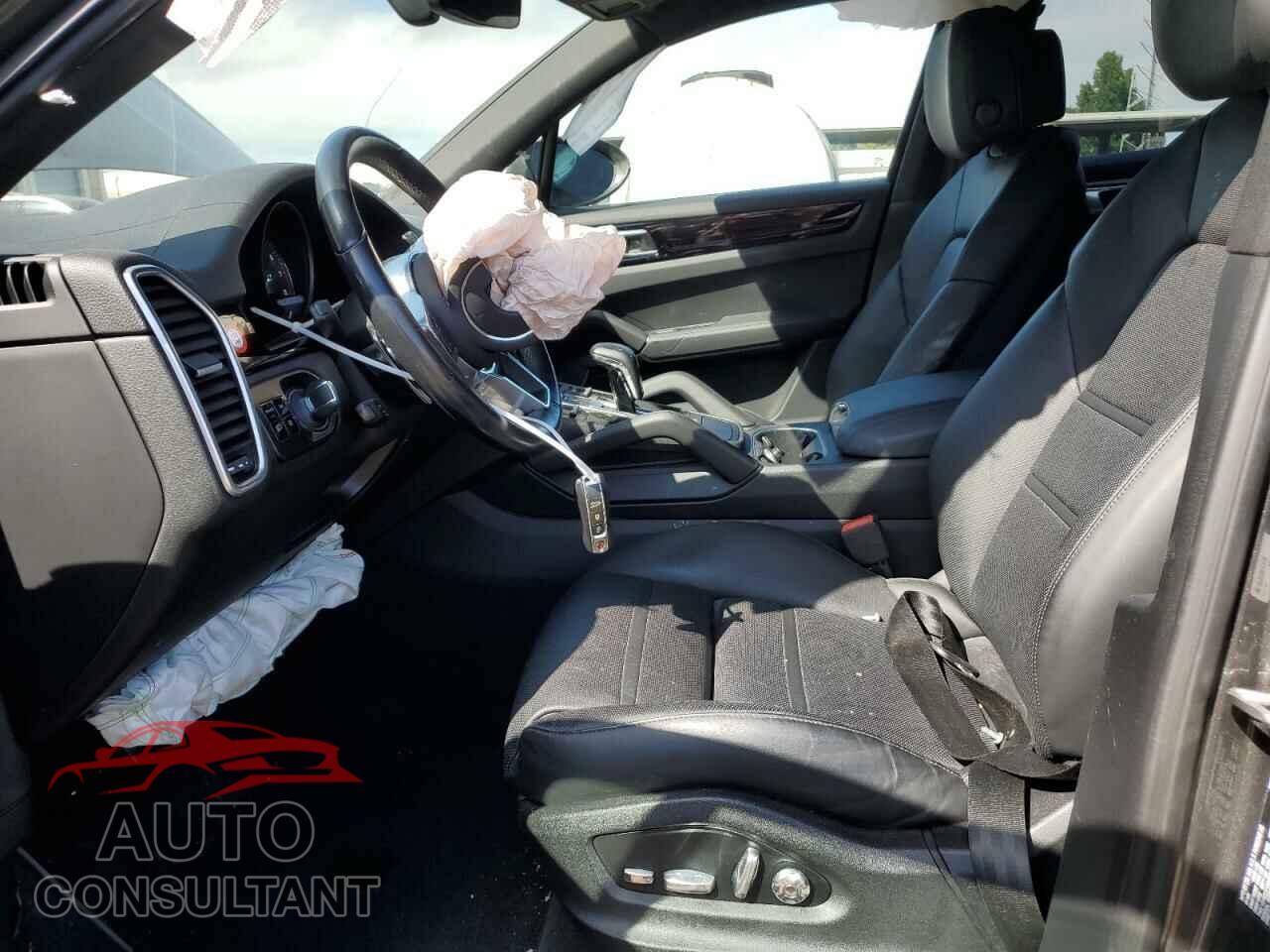 PORSCHE CAYENNE 2019 - WP1AE2AYXKDA51490