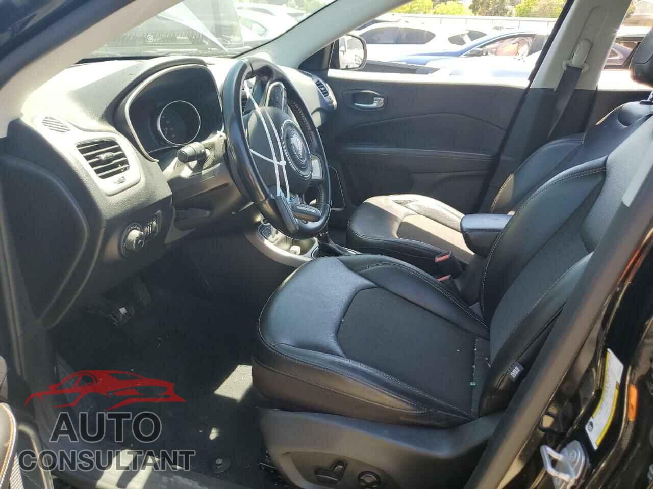 JEEP COMPASS 2019 - 3C4NJCBBXKT855295