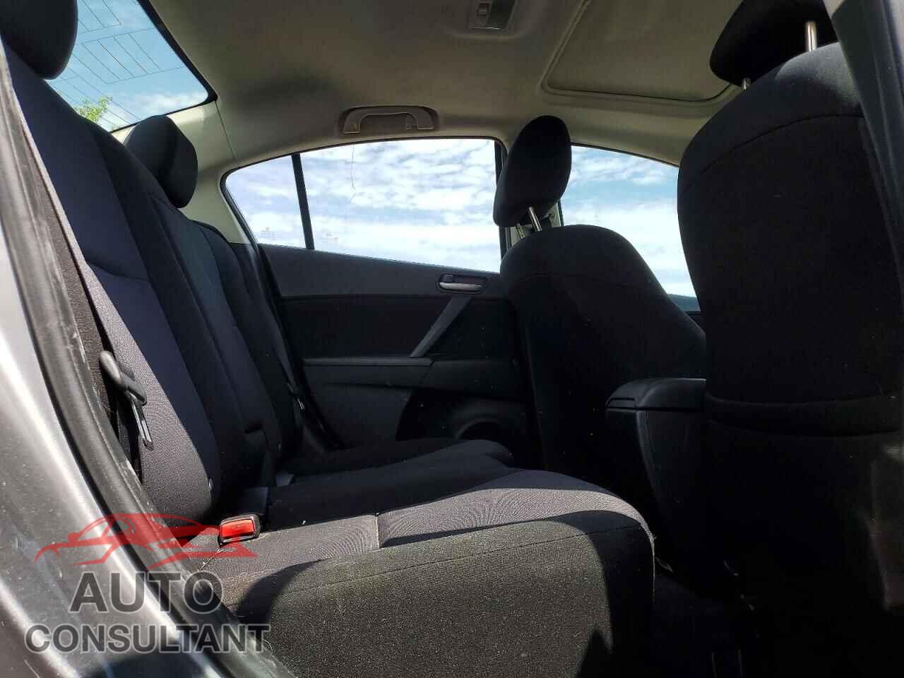 MAZDA 3 2010 - JM1BL1SF5A1311006
