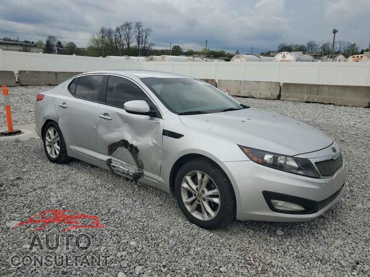 KIA OPTIMA 2011 - KNAGN4A73B5145216