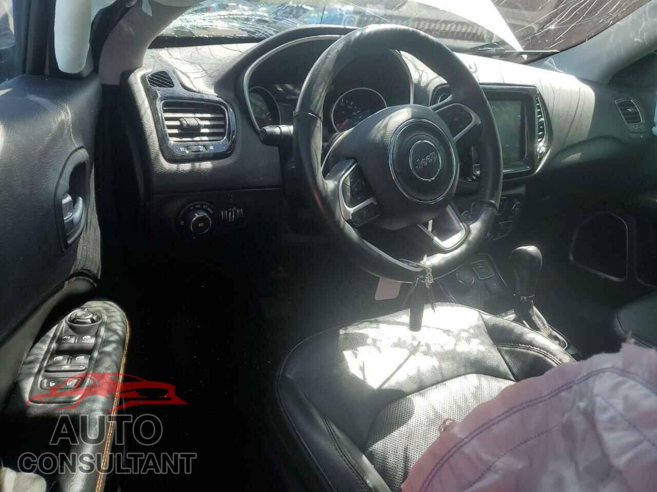 JEEP COMPASS 2018 - 3C4NJDCB9JT458227