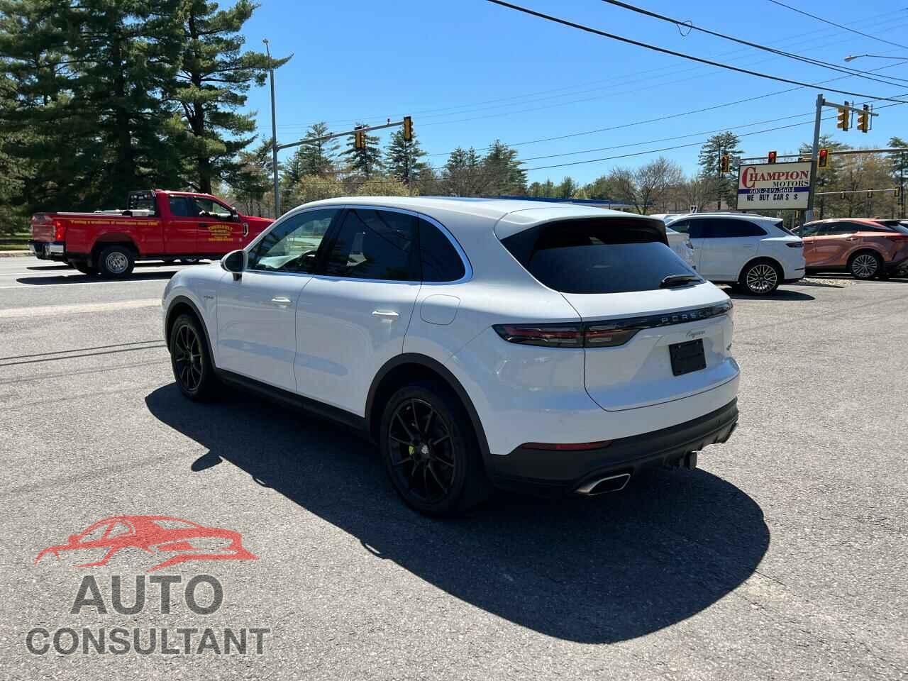 PORSCHE CAYENNE 2019 - WP1AE2AY7KDA50152