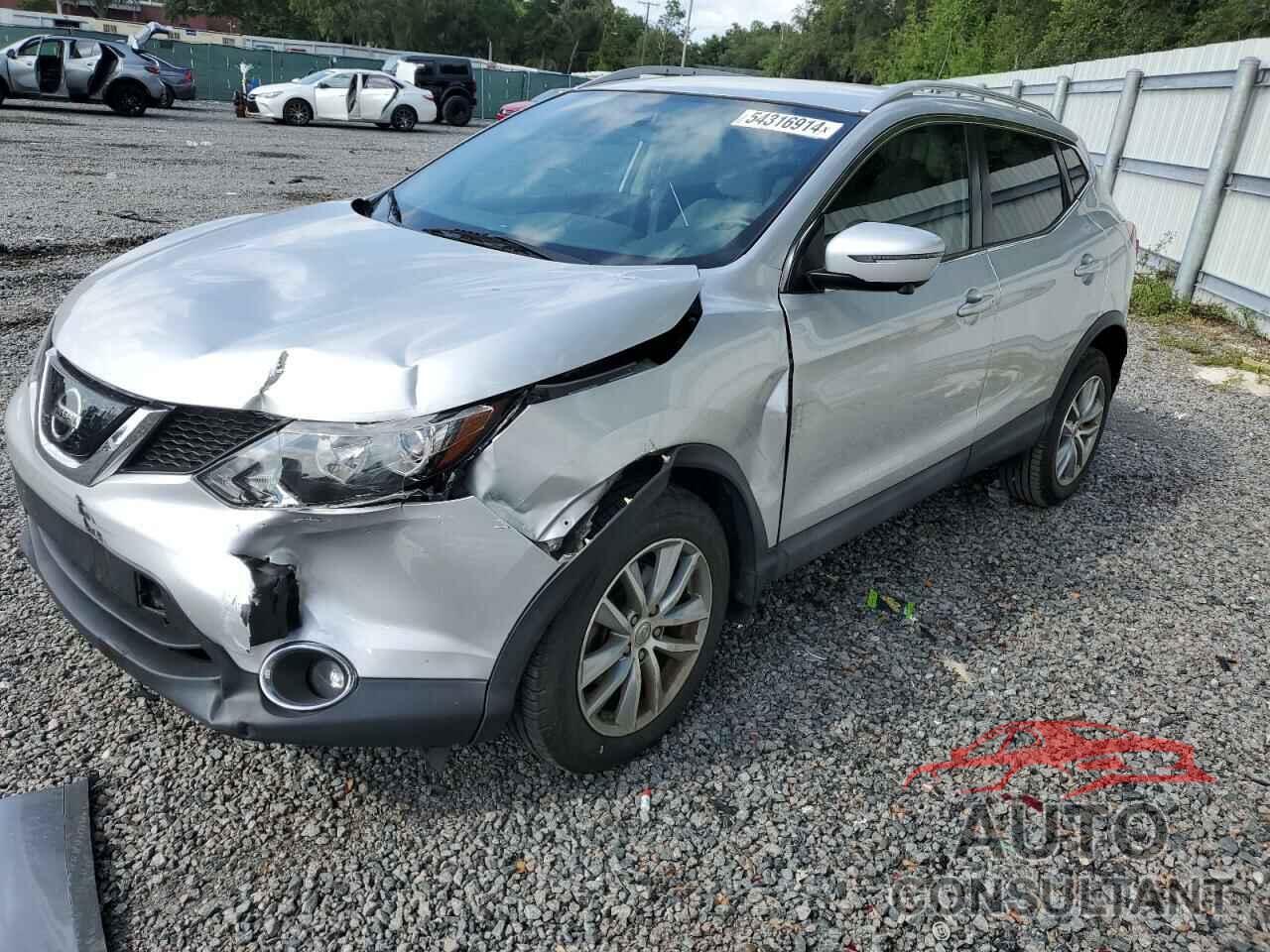 NISSAN ROGUE 2018 - JN1BJ1CP7JW500629