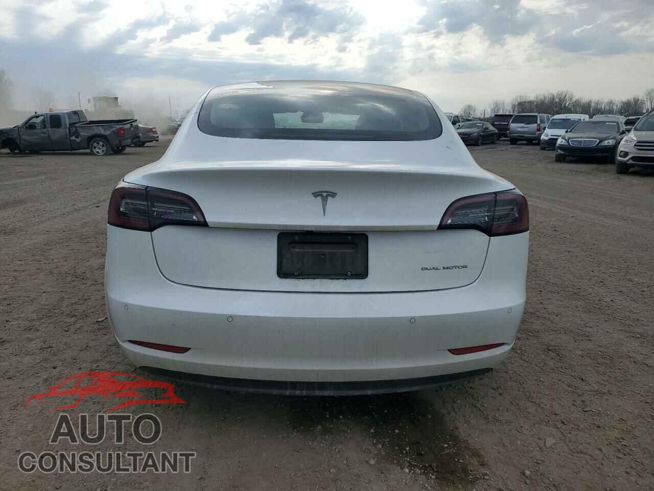 TESLA MODEL 3 2021 - 5YJ3E1EBXMF032993
