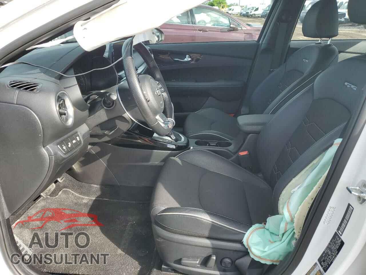 KIA FORTE 2021 - 3KPF34ADXME392900