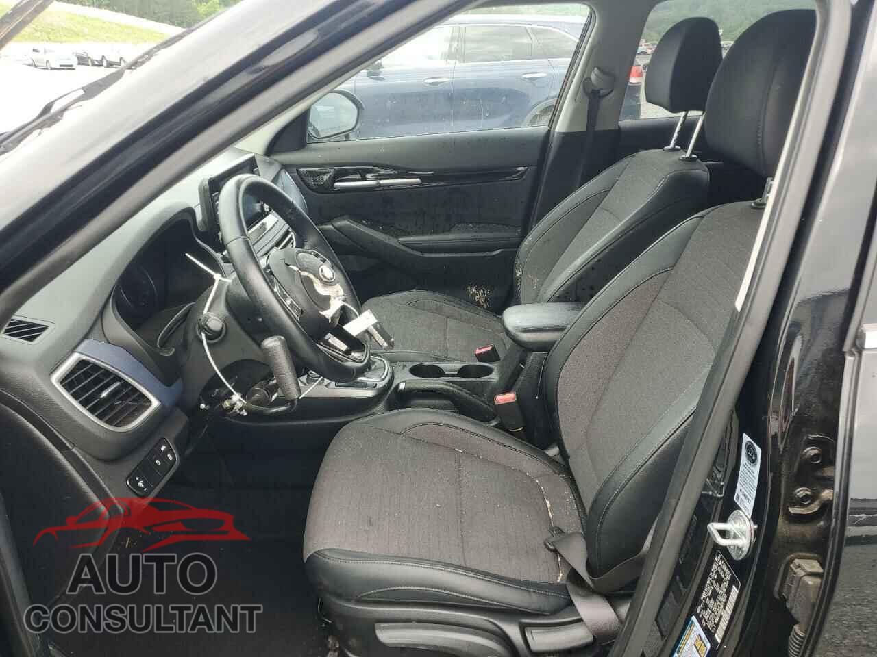 KIA SELTOS 2021 - KNDEU2AAXM7173132