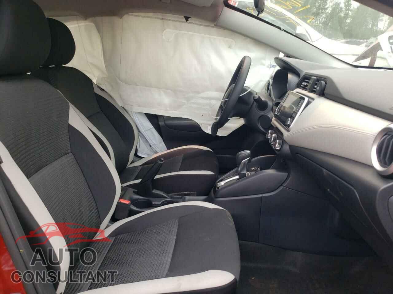 NISSAN VERSA 2020 - 3N1CN8EVXLL909049