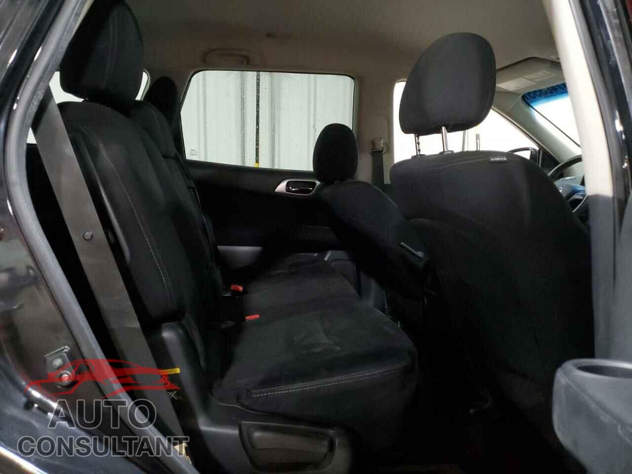 NISSAN PATHFINDER 2015 - 5N1AR2MM5FC635656