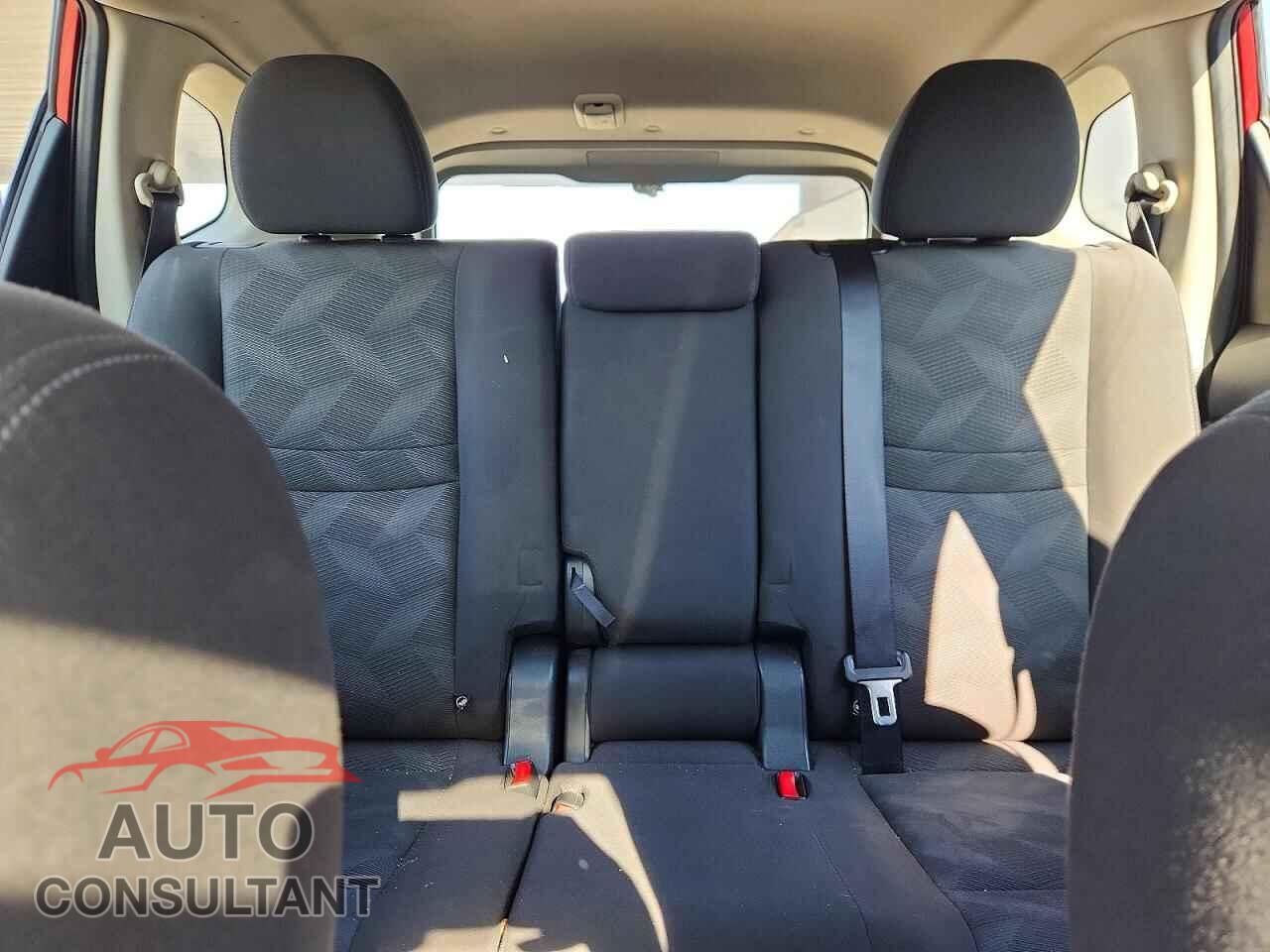 NISSAN ROGUE 2016 - KNMAT2MV2GP655114