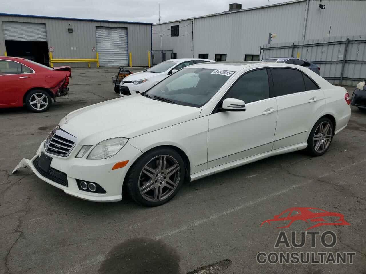 MERCEDES-BENZ E-CLASS 2010 - WDDHF5GBXAA020702