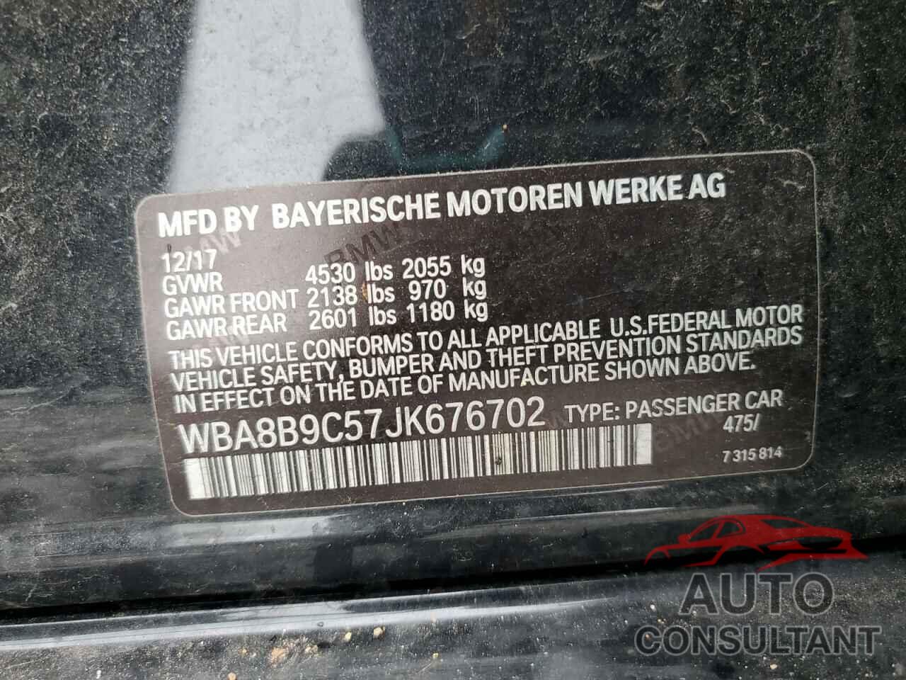 BMW 3 SERIES 2018 - WBA8B9C57JK676702