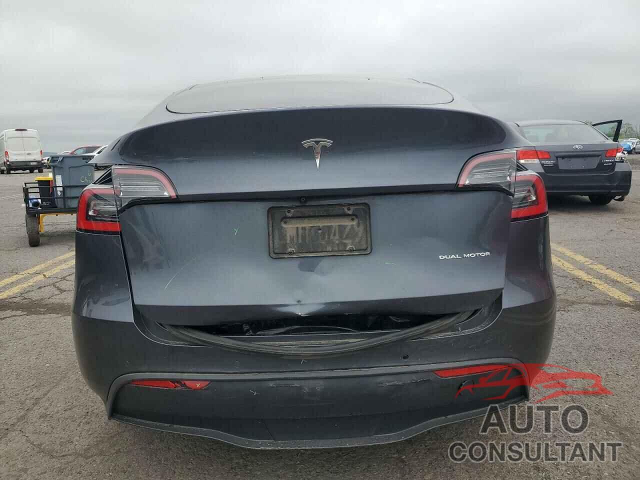 TESLA MODEL Y 2021 - 5YJYGDEE4MF080260
