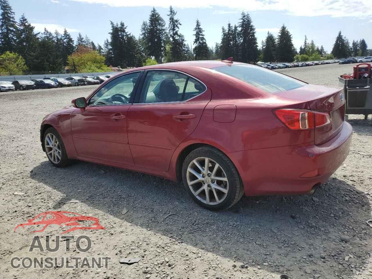 LEXUS IS 2011 - JTHCF5C26B5047513