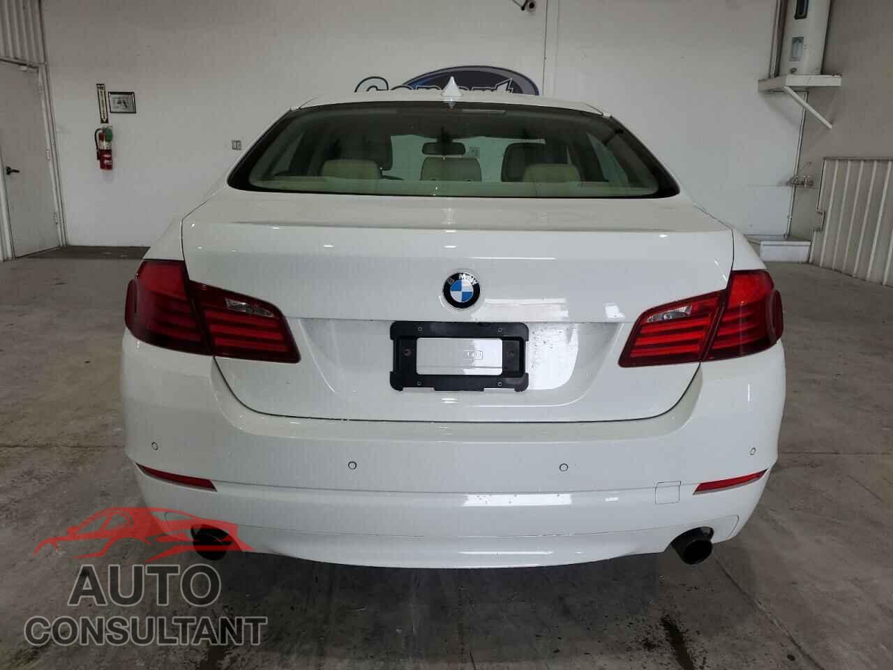 BMW 5 SERIES 2012 - WBAFR7C59CC816060