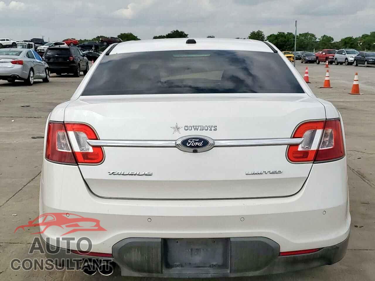 FORD TAURUS 2011 - 1FAHP2FW5BG113044