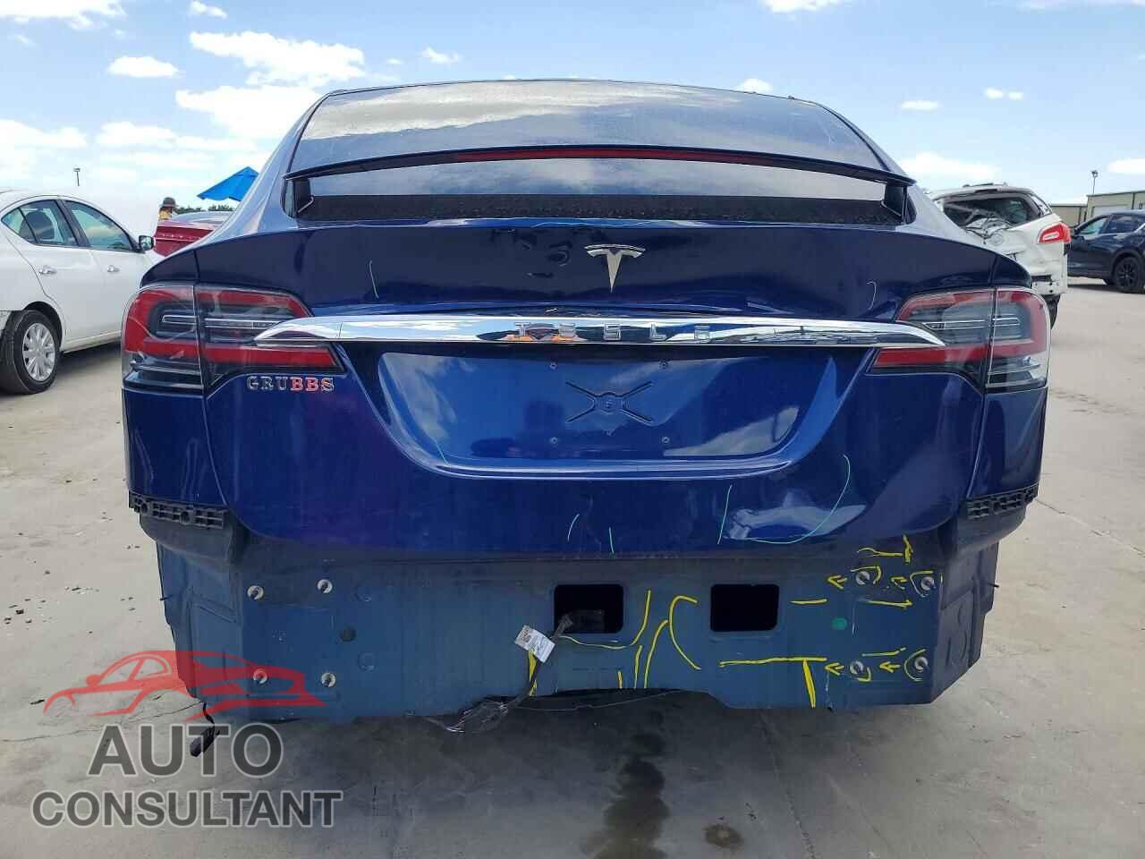 TESLA MODEL X 2018 - 5YJXCBE21JF110599