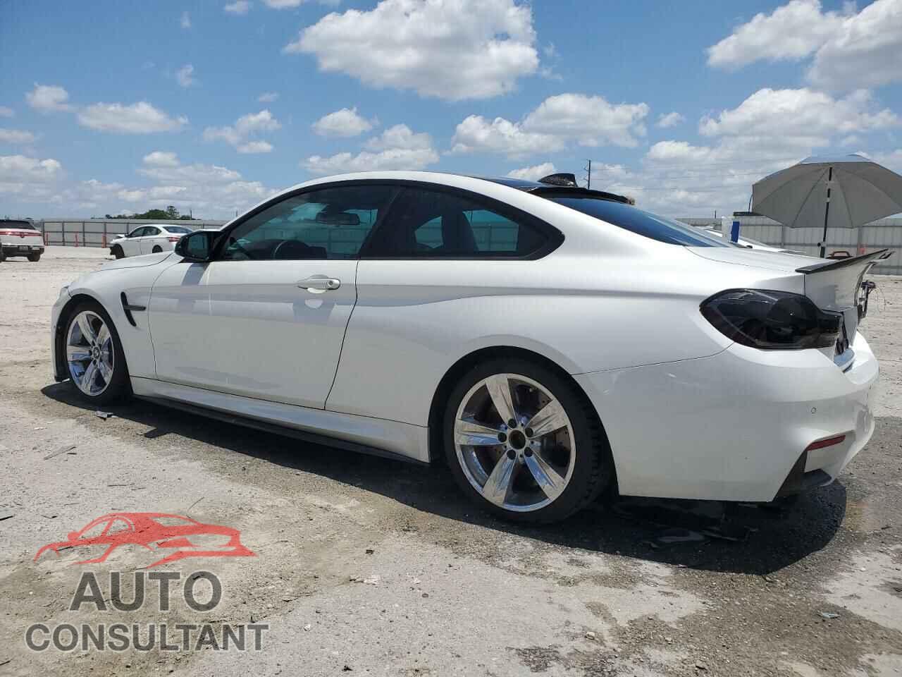 BMW M4 2017 - WBS3R9C54HK709716